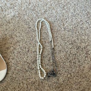 Long pearl necklace. Stella and dot. New